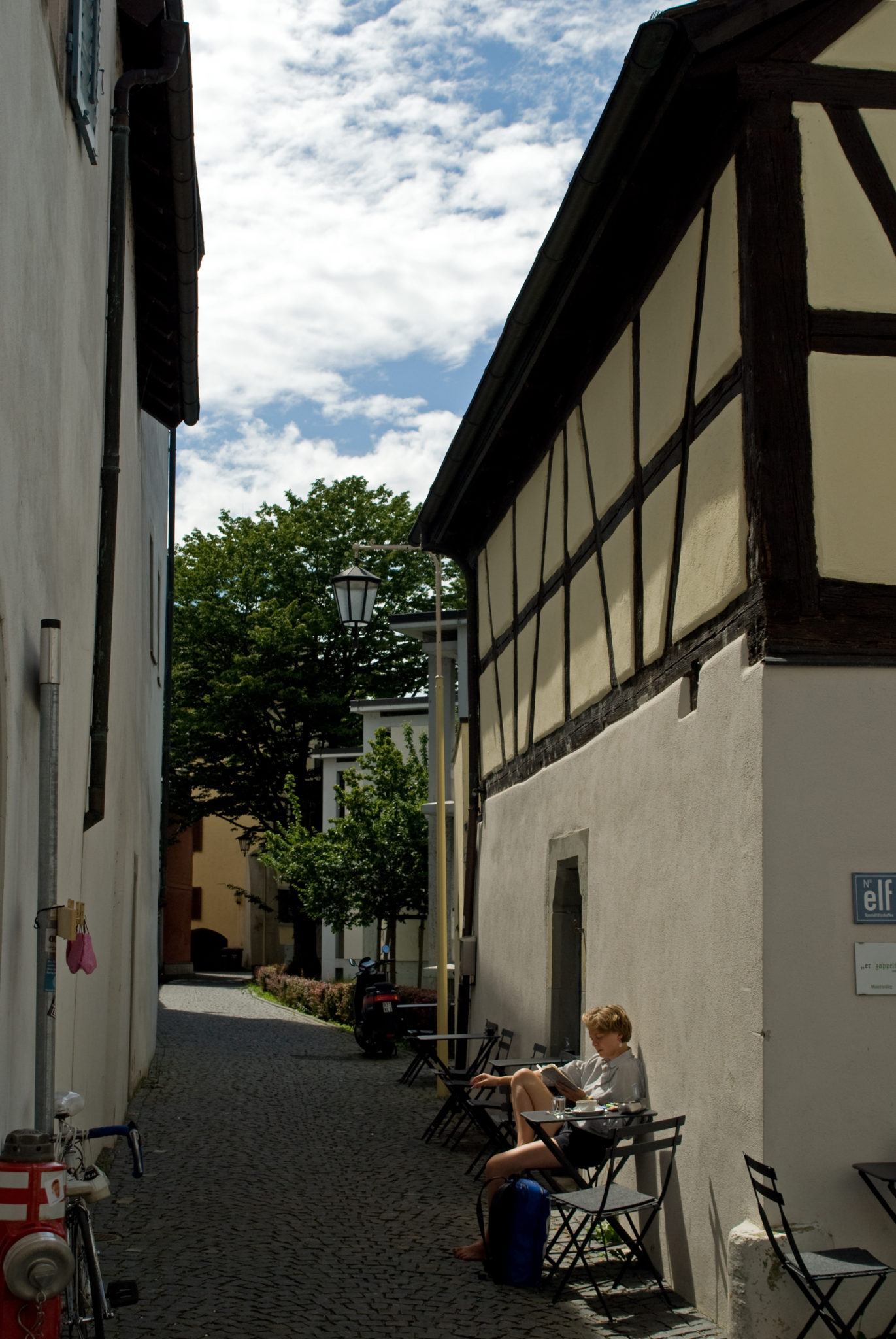 The reading girl in Konstanz